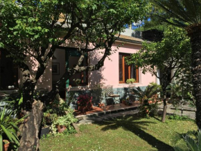 Casa Tra Il Verde E Il Blu, Genova